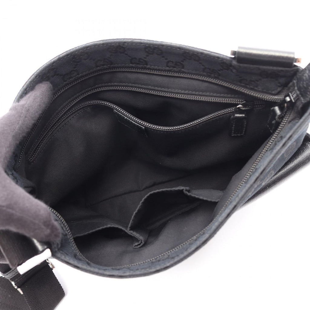 Gucci Shoulder Bag GG Canvas Black — view 3