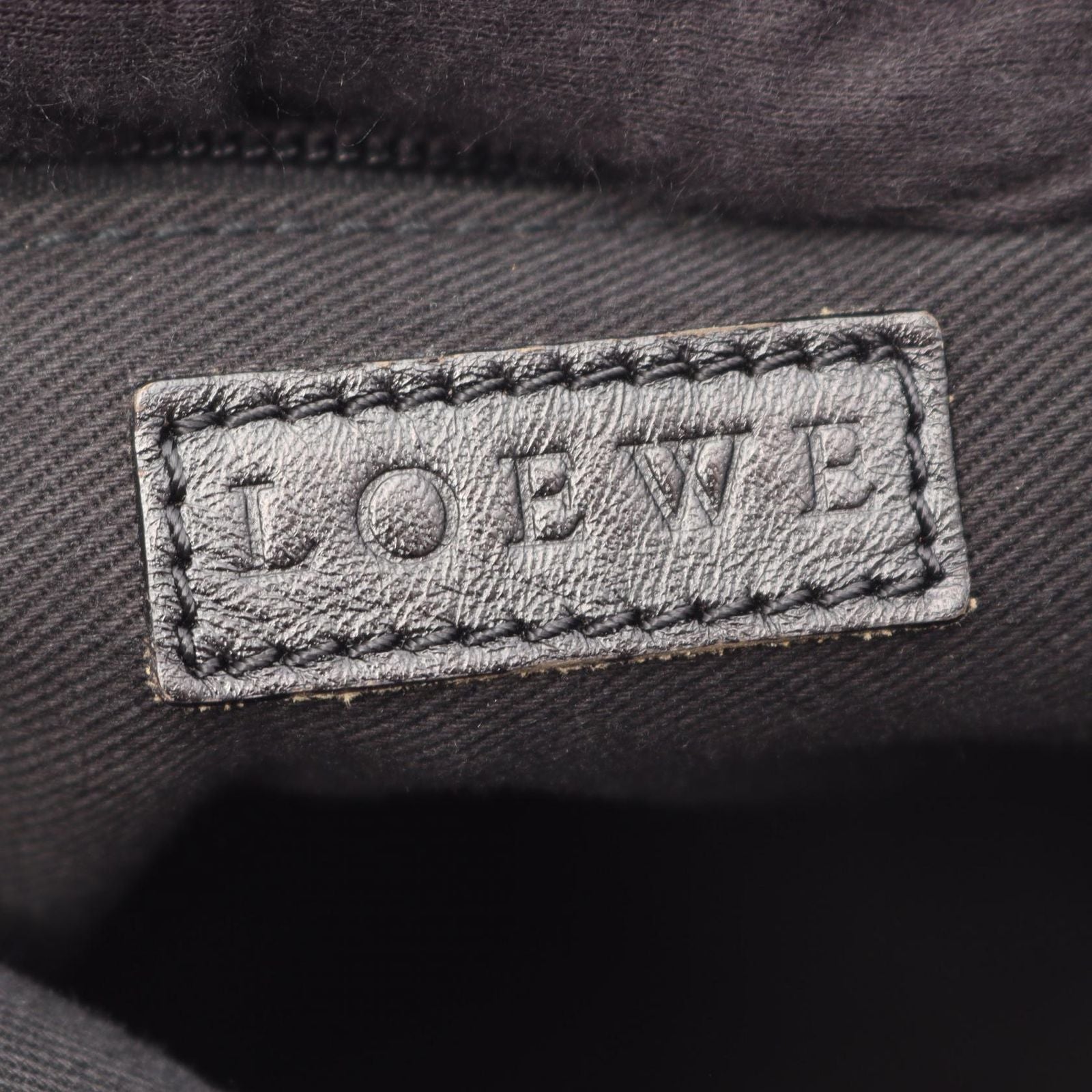 Loewe Shoulder Bag Anagram Beige Black Canvas — view 4
