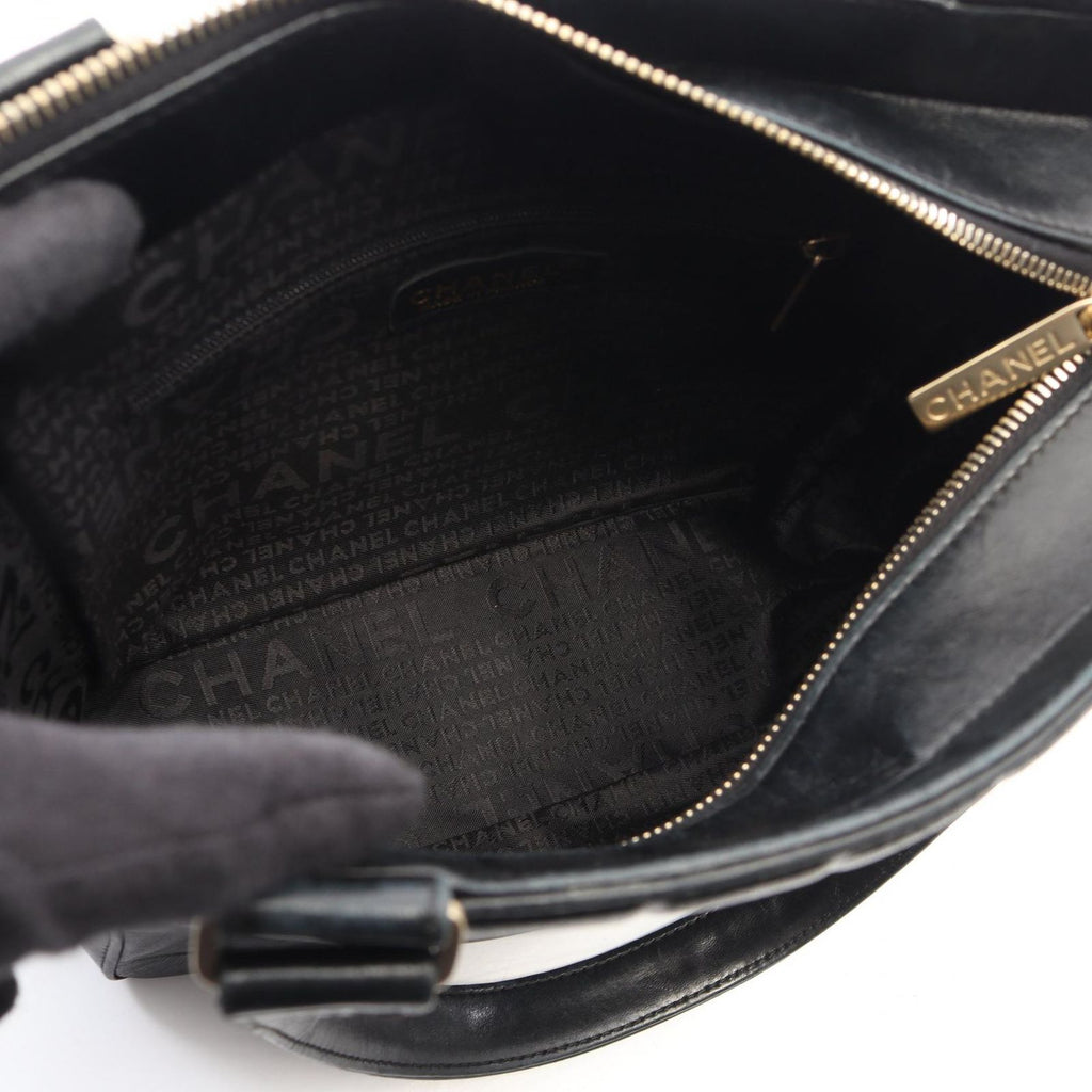 Chanel Tote Choco Bar Black Lambskin Bar CC Logo — view 3