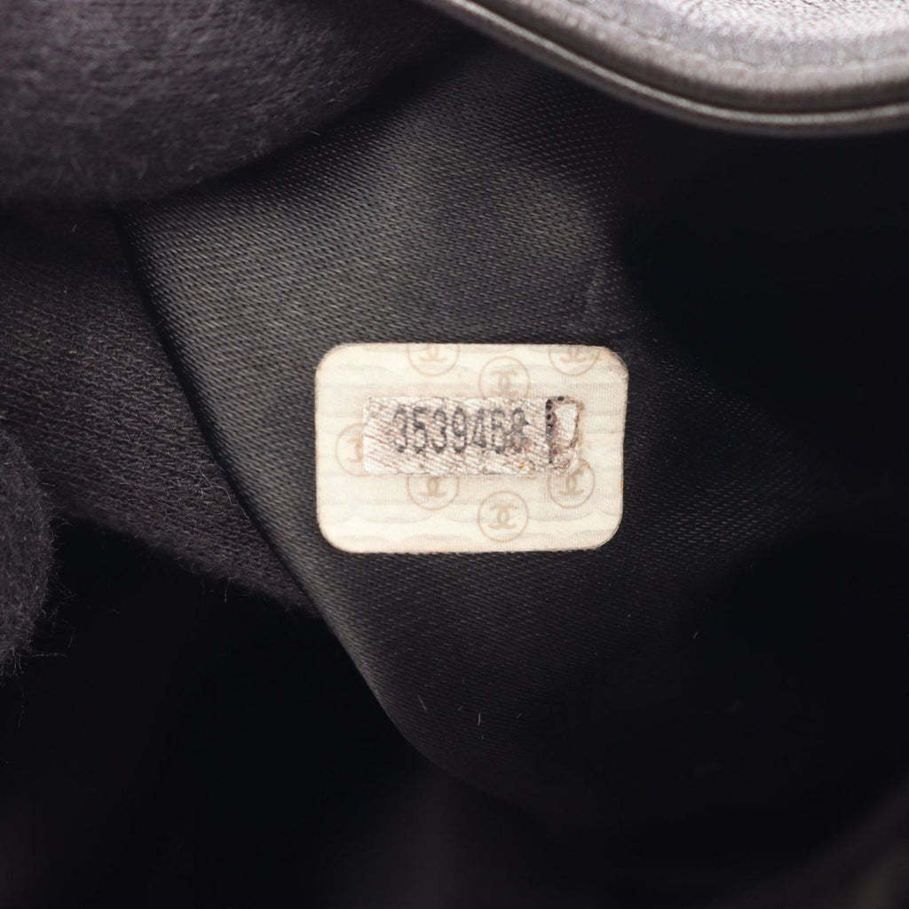 Chanel Shoulder Bag CC Logo Drawstring Black Lambskin CC Chain — view 5