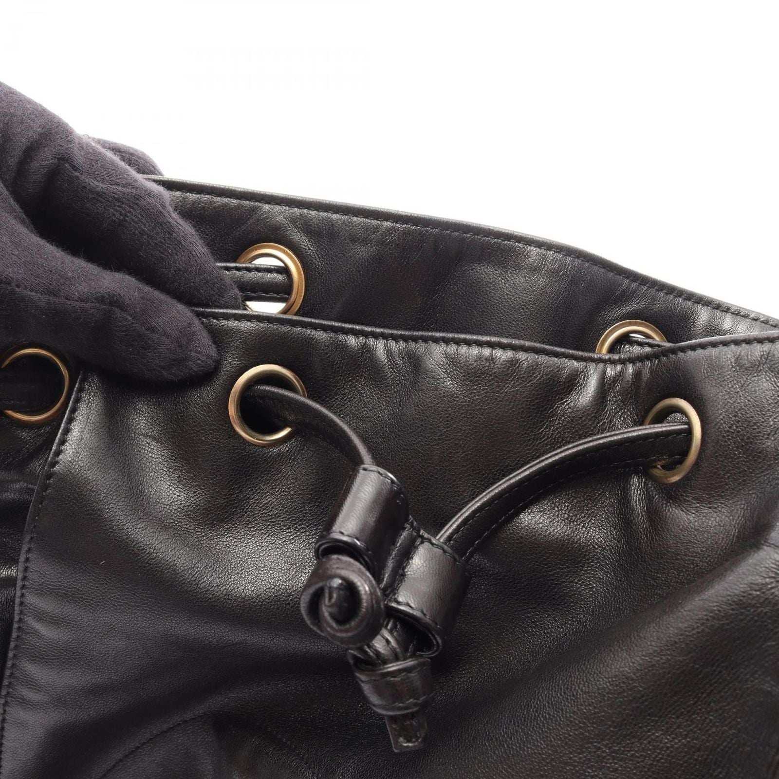Chanel Shoulder Bag CC Logo Drawstring Black Lambskin CC Chain — view 8