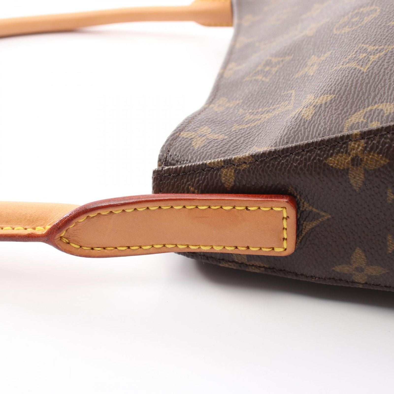 Louis Vuitton Shoulder Bag Looping MM Monogram Canvas Leather — view 8