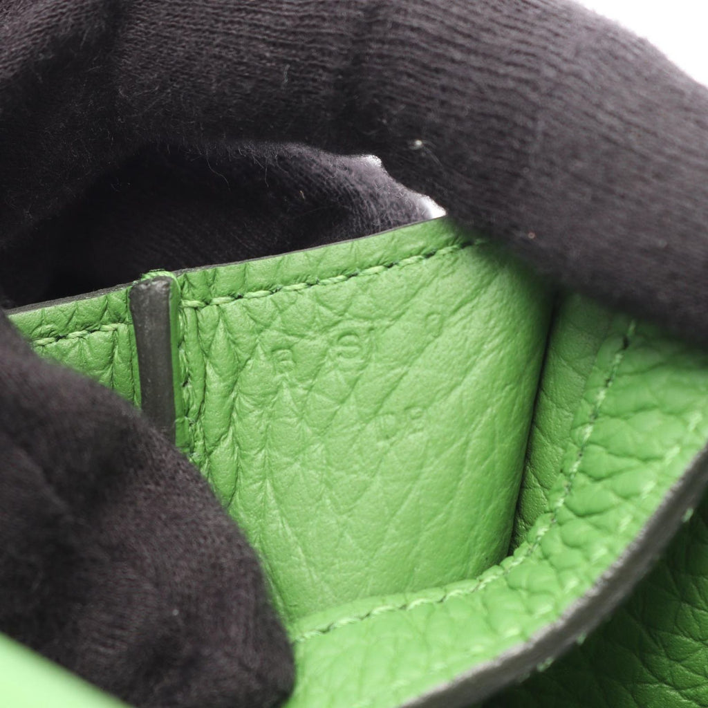 Hermes Handbag Halzan 25 2-Way Vert Yucca Leather — view 5