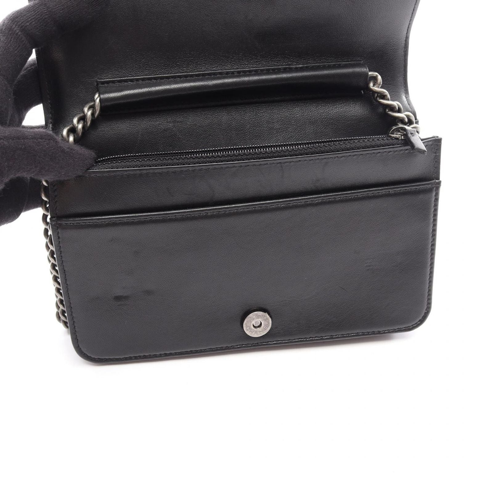 Chanel Shoulder Bag Boy Quilted Black Lambskin Boy Chain Wallet — view 4