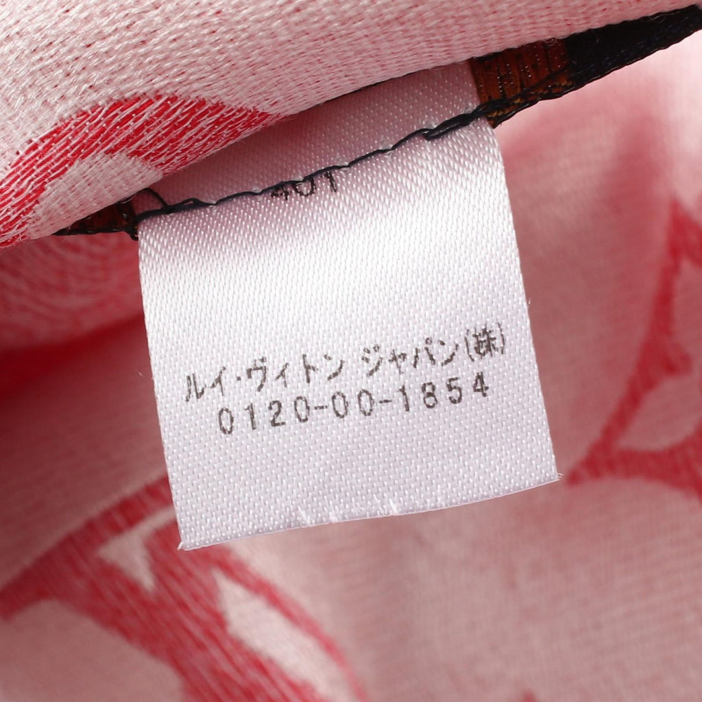 Louis Vuitton Shawl Monogram Tee Chateau Silk — view 3