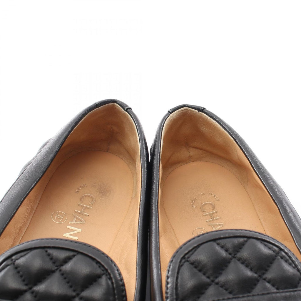 Chanel Loafers Quilted Black Lambskin CC Logo Charm — view 9