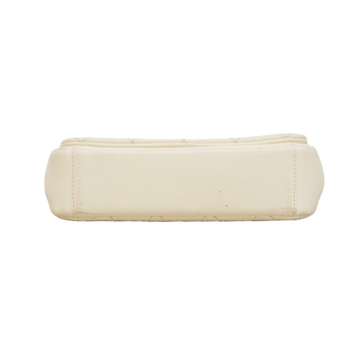 Chanel Shoulder Bag Quilted Leather White Gold — view 3