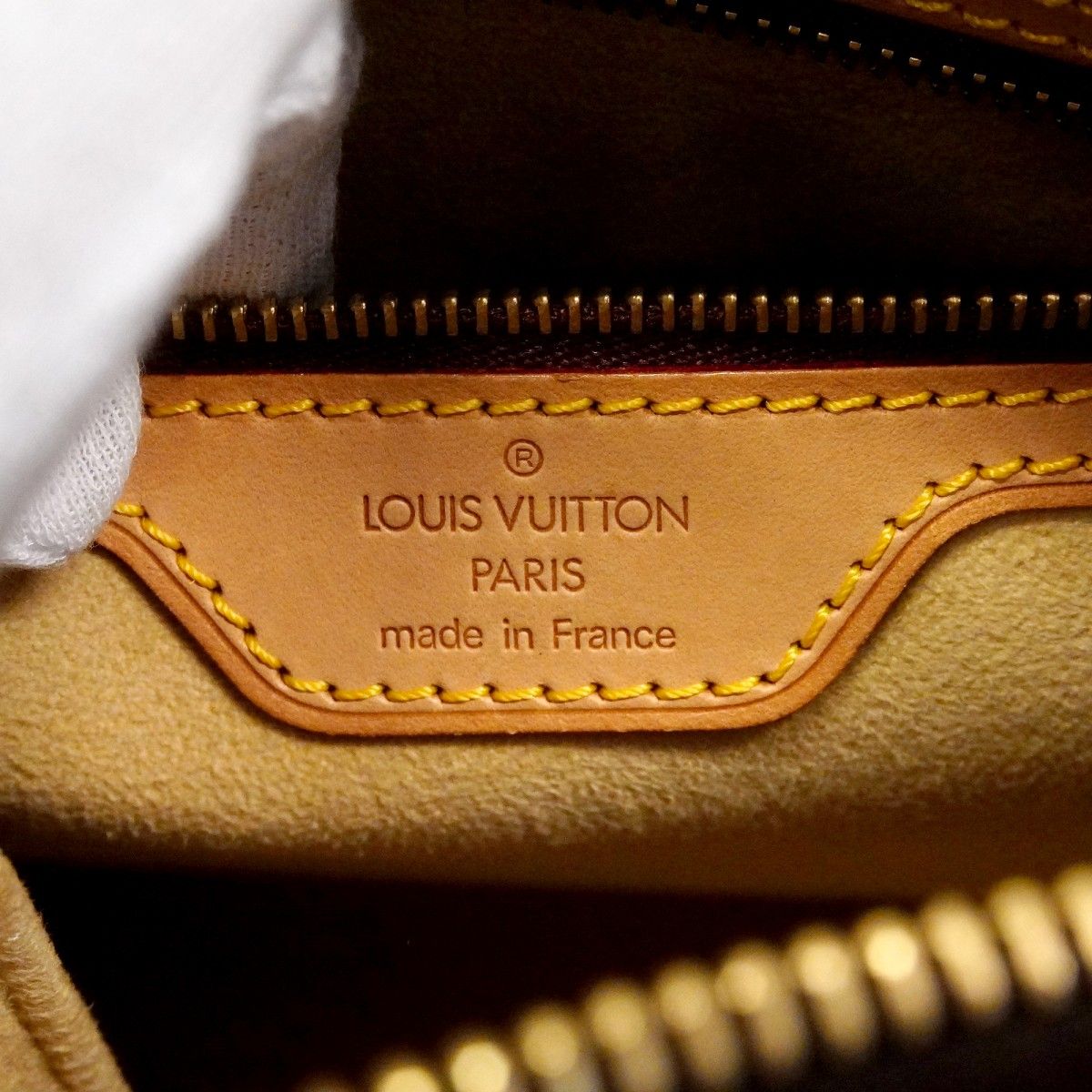 Louis Vuitton Shoulder Bag Monogram Looping MM Brown — view 5