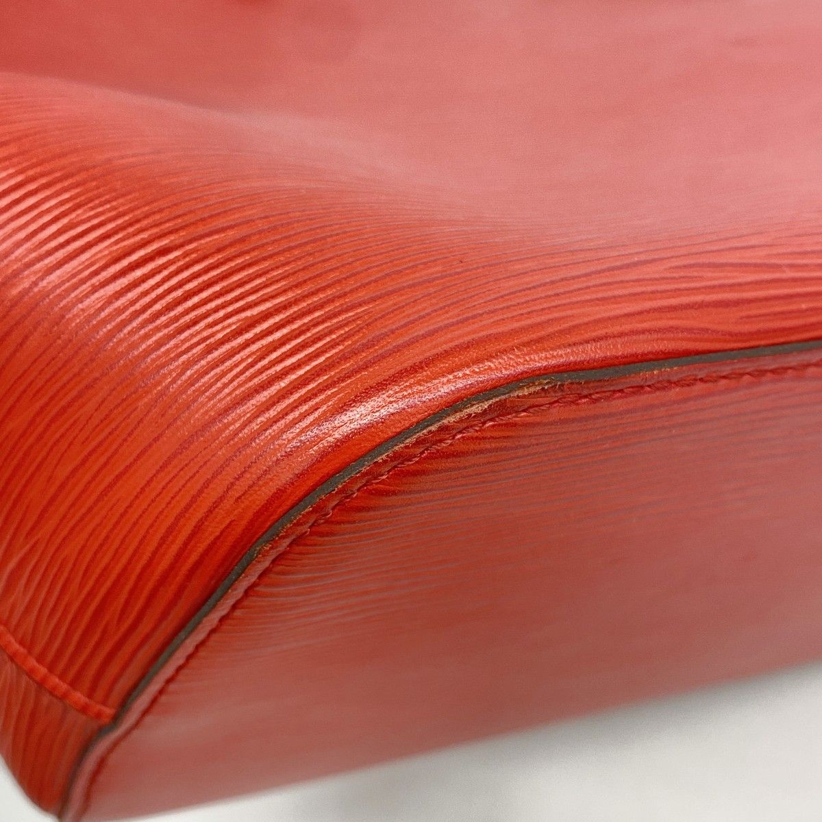 Louis Vuitton Tote Epi Neverfull MM Coquelicot — view 6