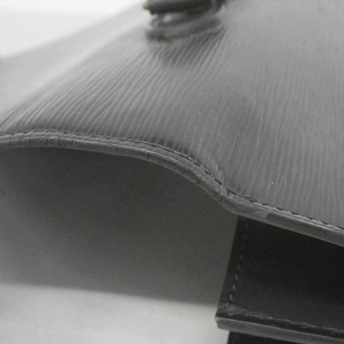 Louis Vuitton Business Bag Epi Serviette Ambassador Noir — view 7