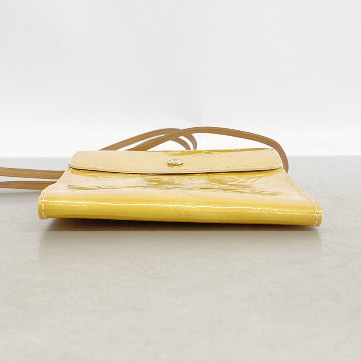 Louis Vuitton Shoulder Bag Vernis Kenmare Lime Yellow — view 3