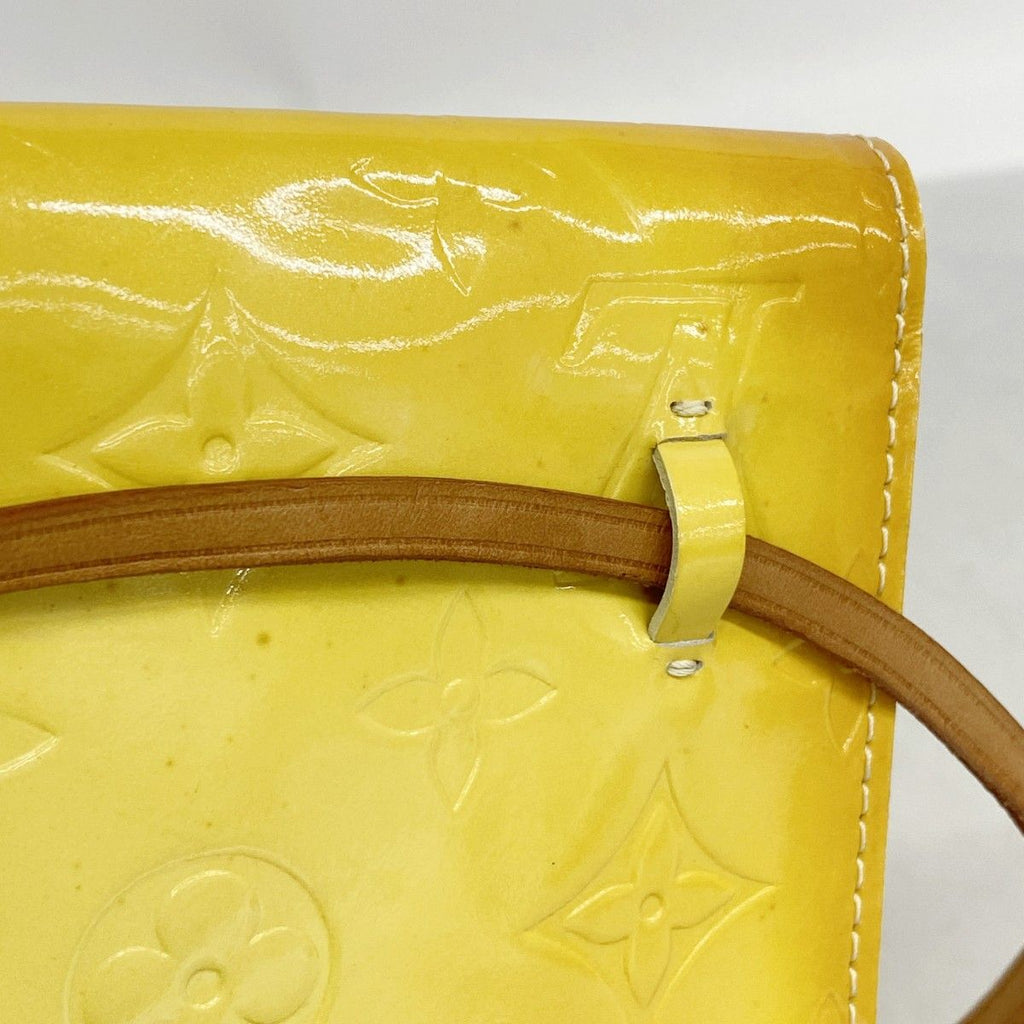 Louis Vuitton Shoulder Bag Vernis Kenmare Lime Yellow — view 9
