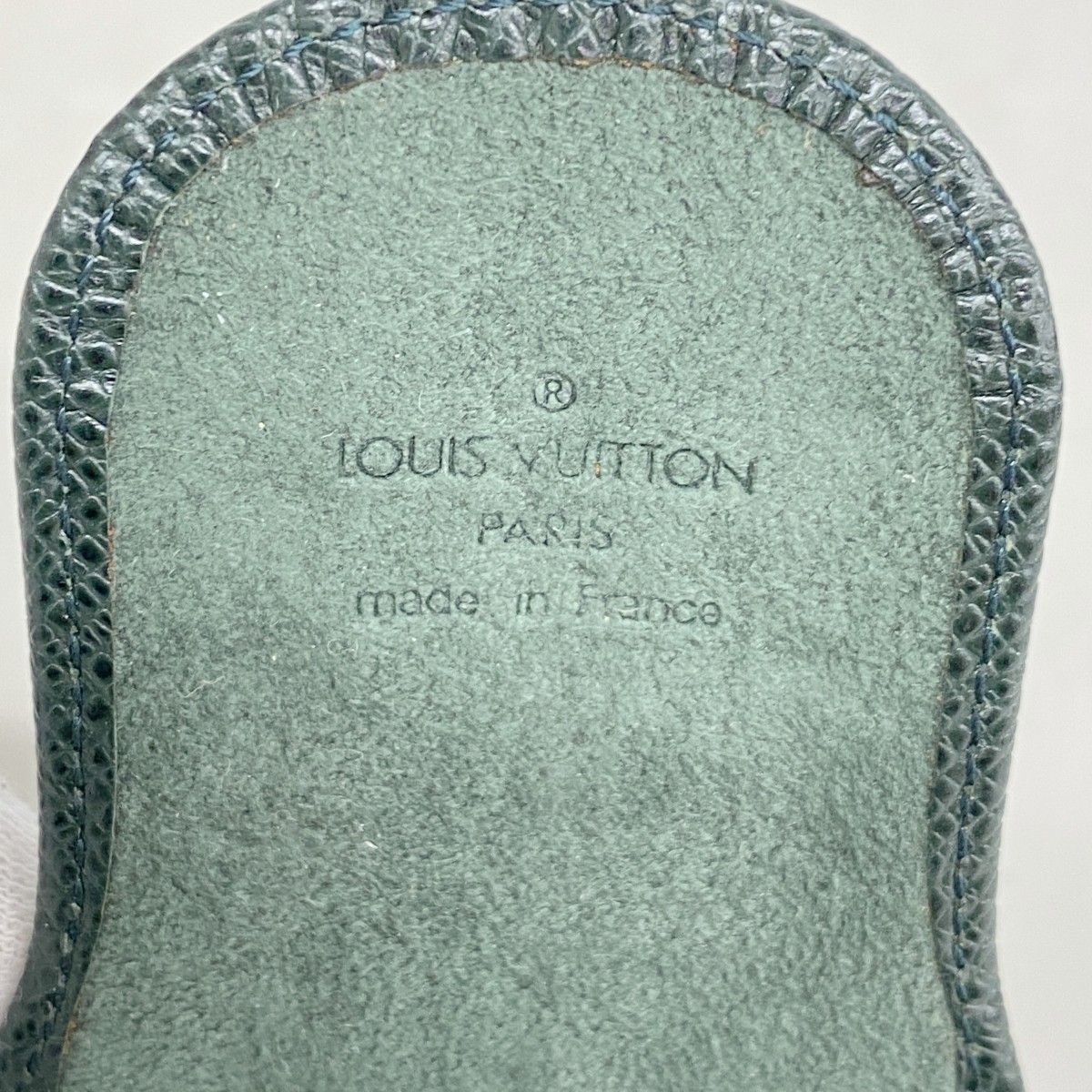 Louis Vuitton Pen Case Taiga Etuistilo Epi — view 5