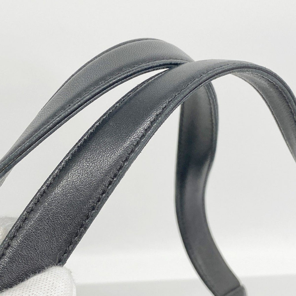 Chanel Tote Quilted Lambskin Black Gold — view 9