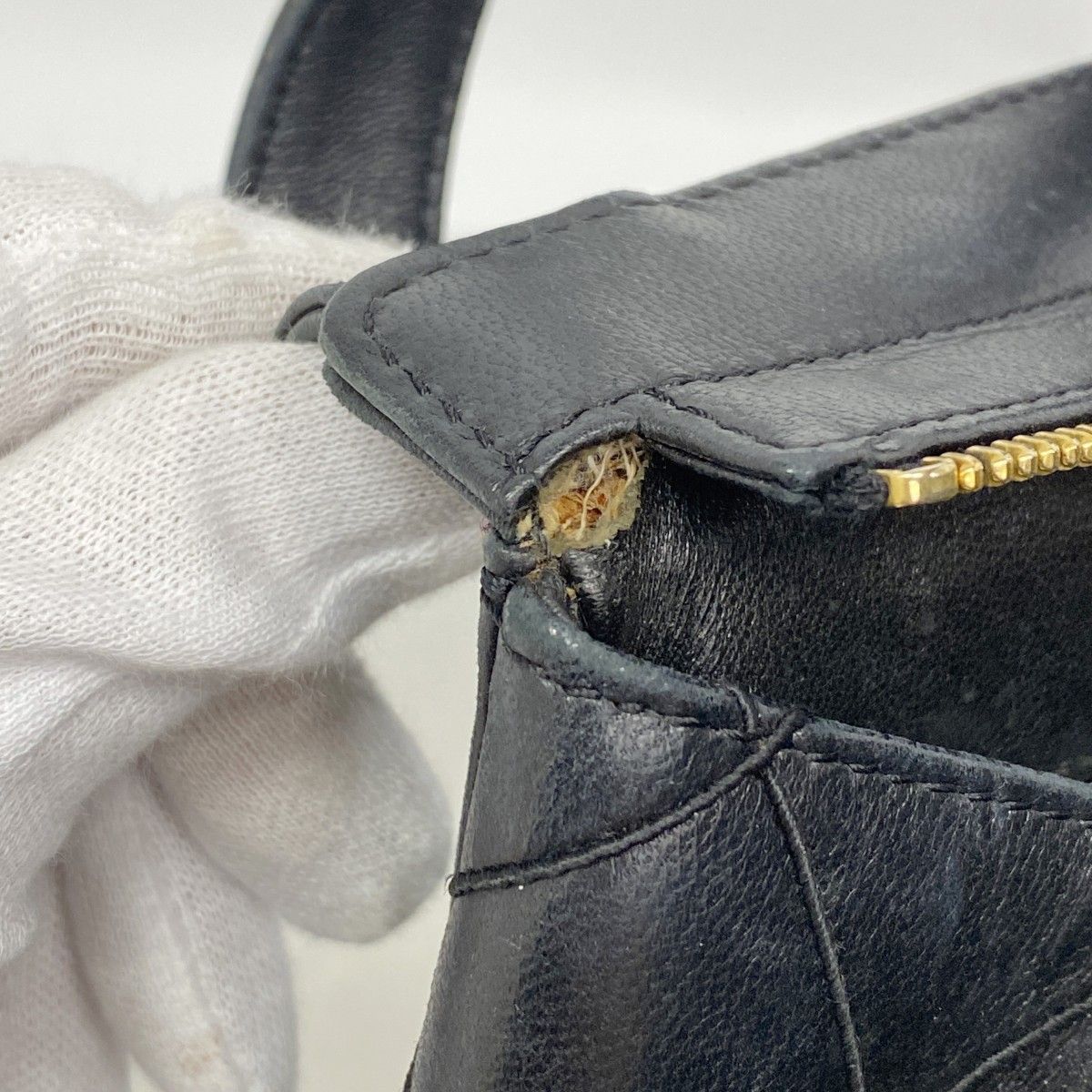 Chanel Tote Quilted Lambskin Black Gold — view 6