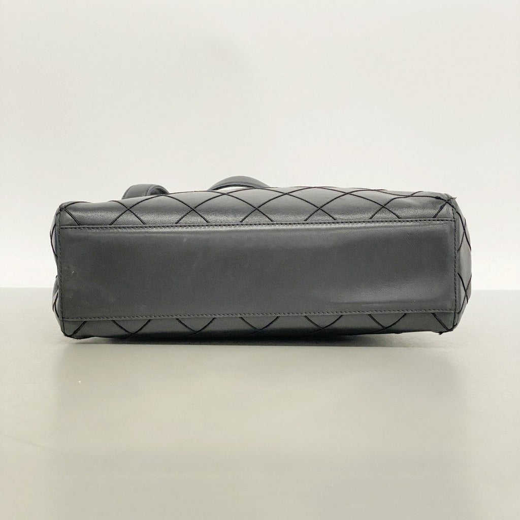Chanel Tote Quilted Lambskin Black Gold — view 3