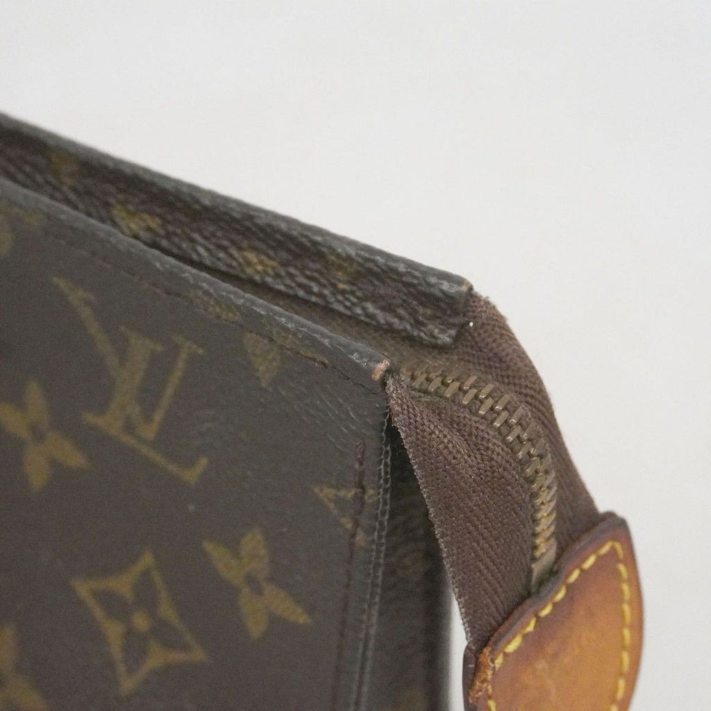 Louis Vuitton Pouch Monogram Toilette 15 Brown — view 8