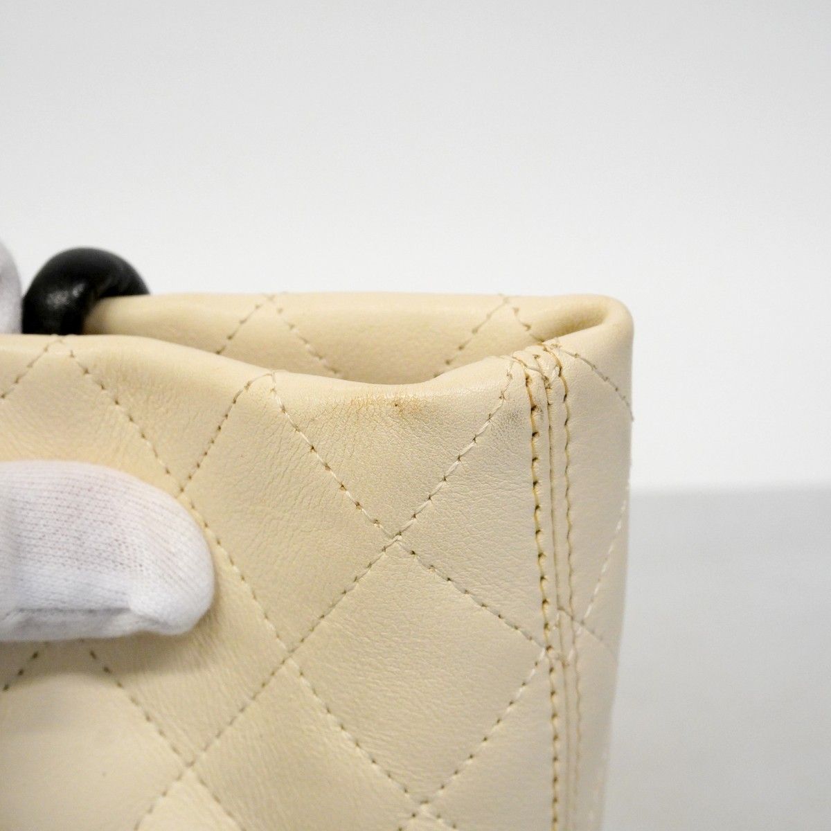 Chanel Tote Cambon Lambskin White Black Silver — view 8