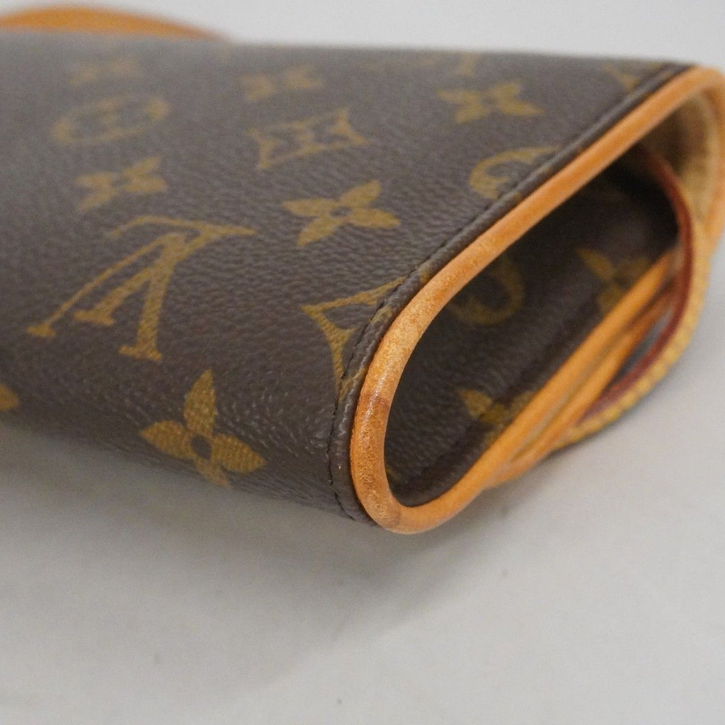 Louis Vuitton Shoulder Bag Monogram Pochette Twin GM Brown — view 6
