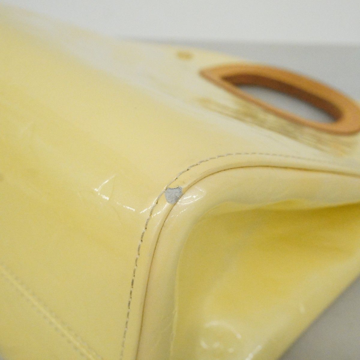 Louis Vuitton Handbag Vernis Maple Drive Loulou — view 6