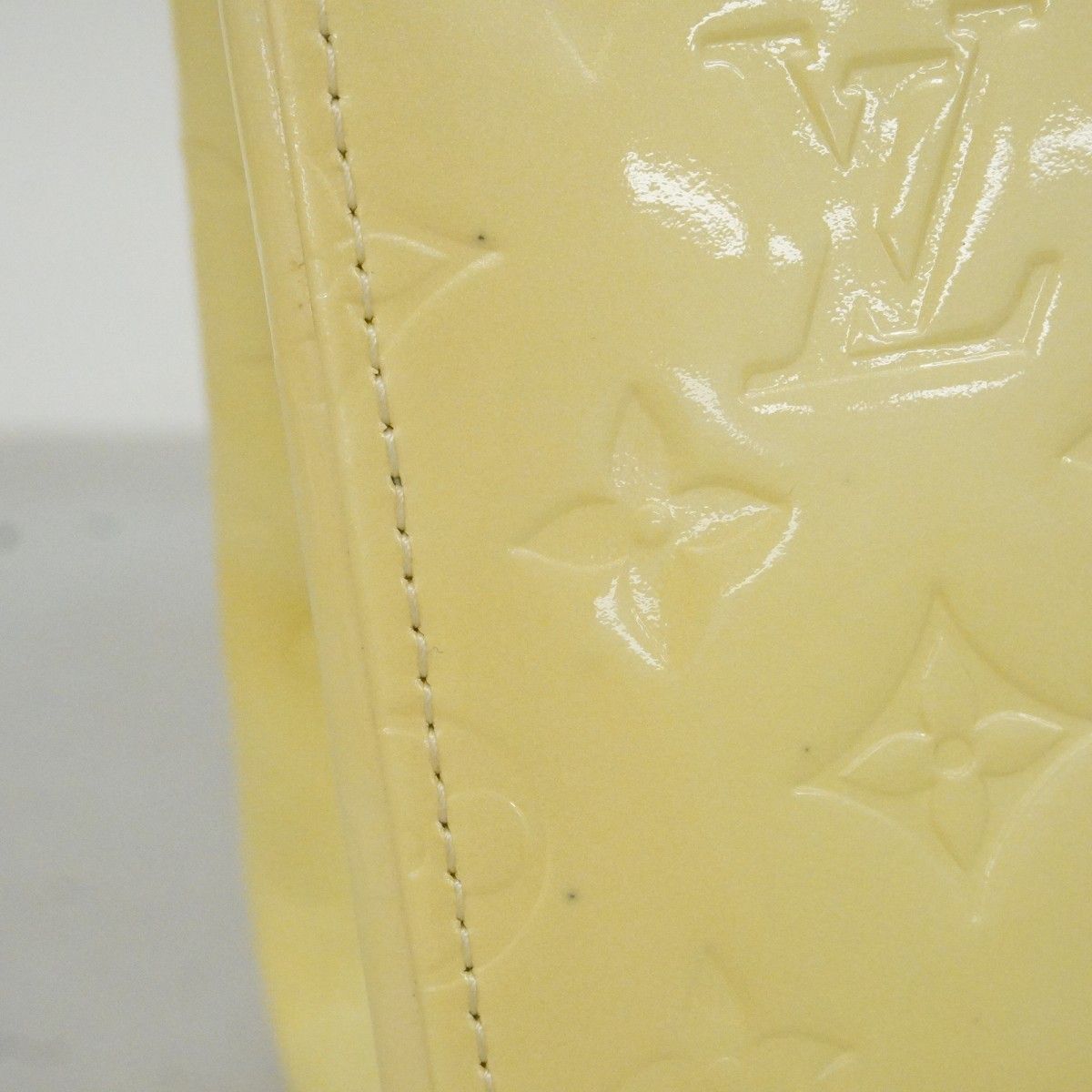 Louis Vuitton Handbag Vernis Maple Drive Loulou — view 8