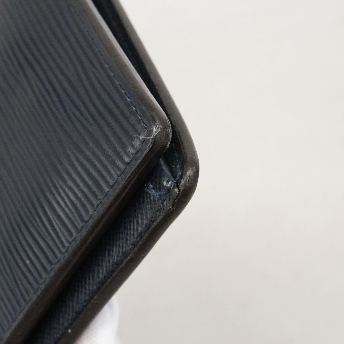 Louis Vuitton Wallet Epi Portefeuille Brazza Blue Celeste — view 7
