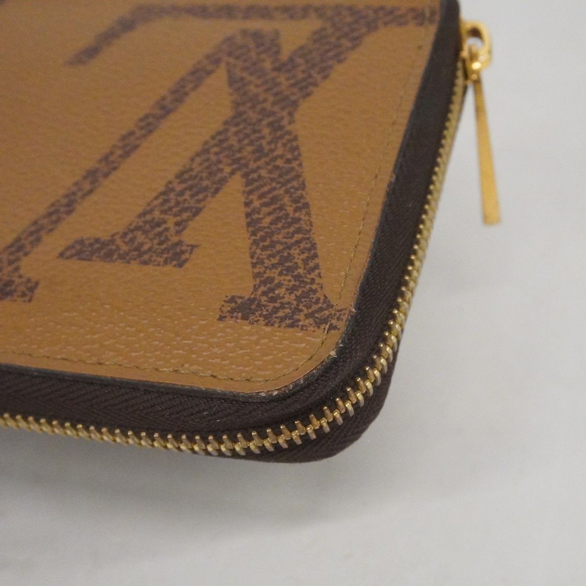 Louis Vuitton Wallet Monogram Giant Reverse Zippy Brown — view 6