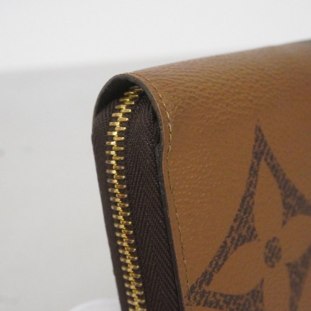 Louis Vuitton Wallet Monogram Giant Reverse Zippy Brown — view 7