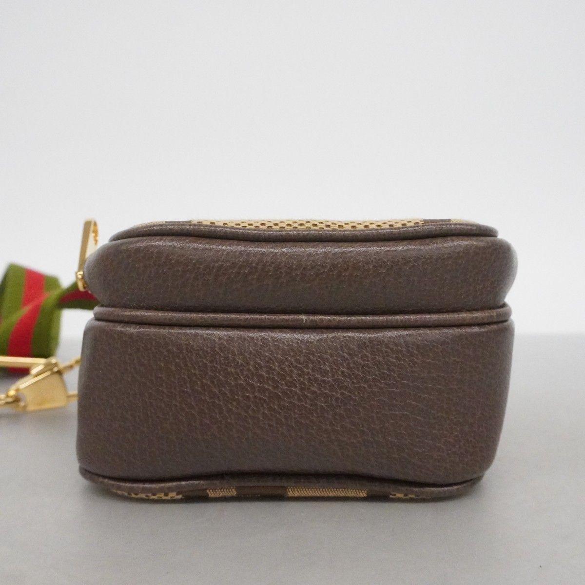 Gucci Shoulder Bag Sherry Line Jumbo GG Canvas Brown Gold — view 3