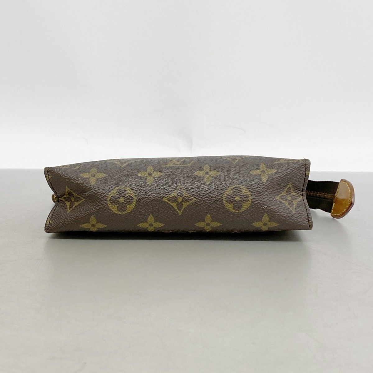 Louis Vuitton Pouch Monogram Toilette 19 Brown — view 3