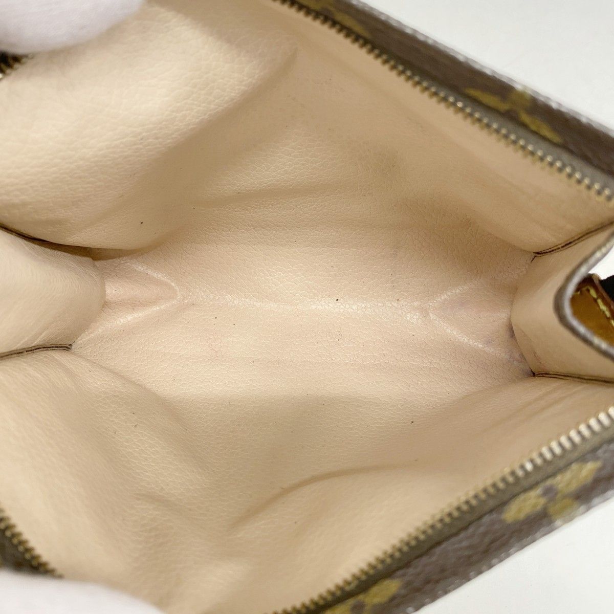 Louis Vuitton Pouch Monogram Toilette 19 Brown — view 4