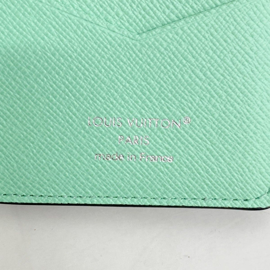 Louis Vuitton Card Case Taigarama Organizer de Poche Mint — view 4