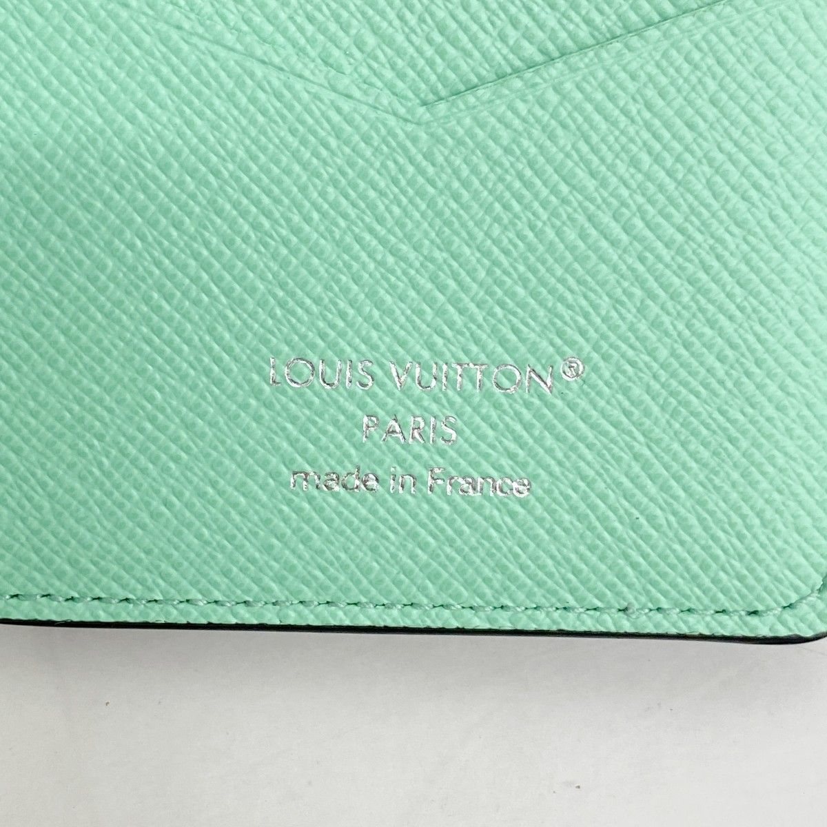 Louis Vuitton Card Case Taigarama Organizer de Poche Mint — view 4
