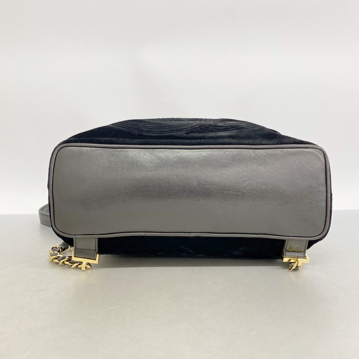 Chanel Backpack Velour Black Gold — view 3