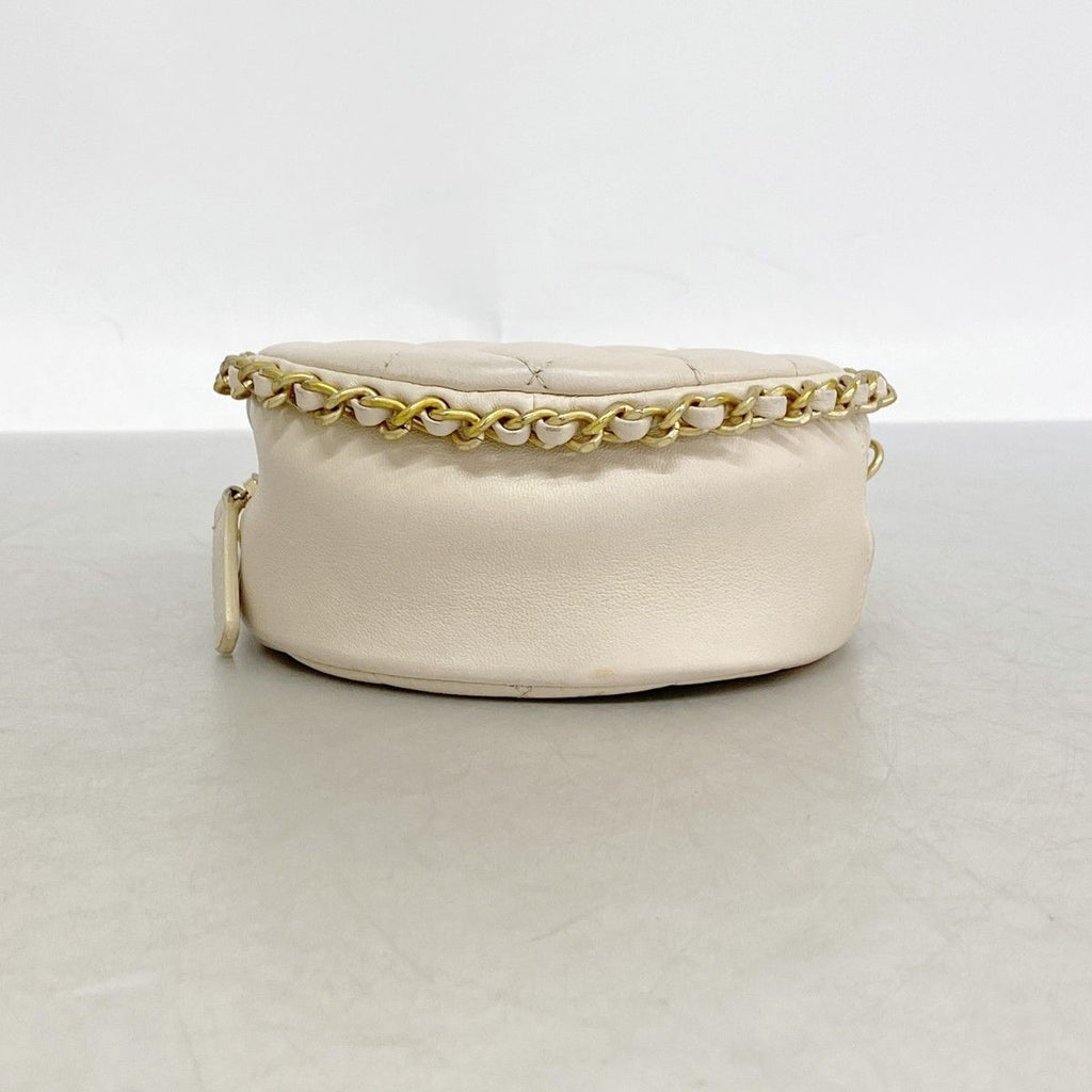 Chanel Shoulder Bag Quilted Lambskin Beige Gold — view 3