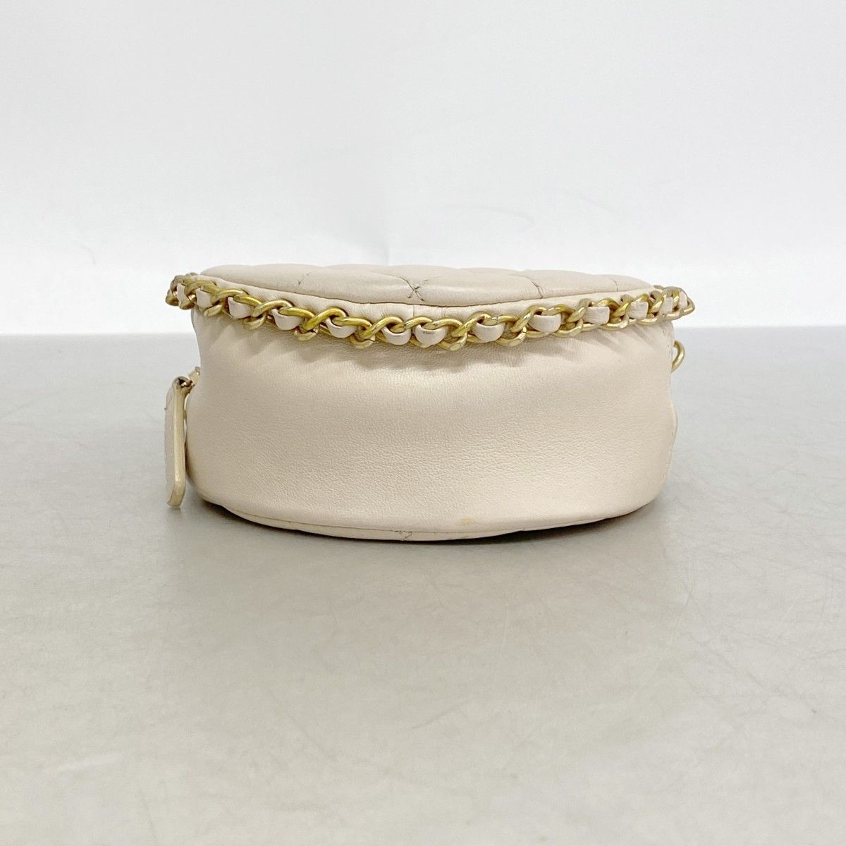 Chanel Shoulder Bag Quilted Lambskin Beige Gold — view 3