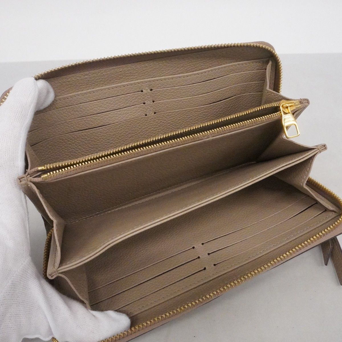 Louis Vuitton Wallet Monogram Empreinte Bicolor Zippy Tourtle le Cream — view 3