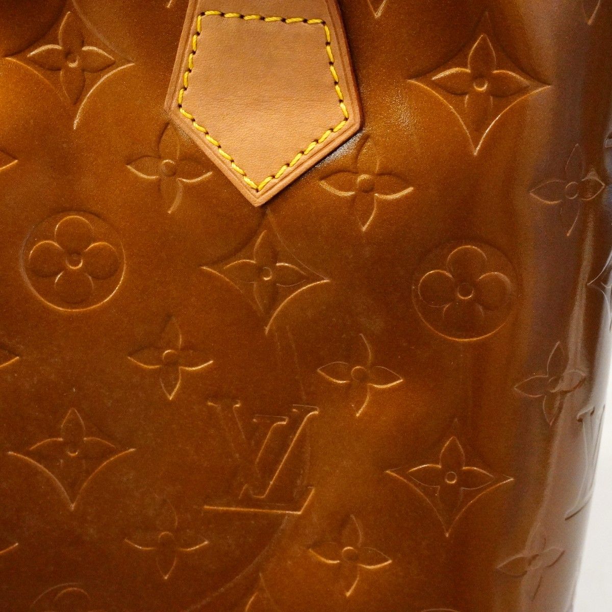 Louis Vuitton Tote Vernis Houston Blanc — view 9