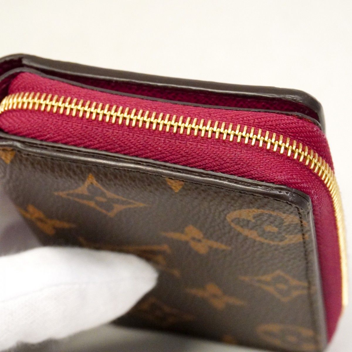 Louis Vuitton Wallet Monogram Portefeuille Yu Fuchsia — view 9