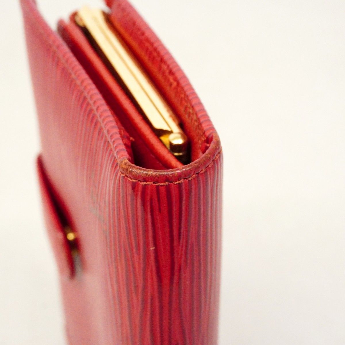 Louis Vuitton Wallet Epi Portomonevie Viennois Castilian — view 8