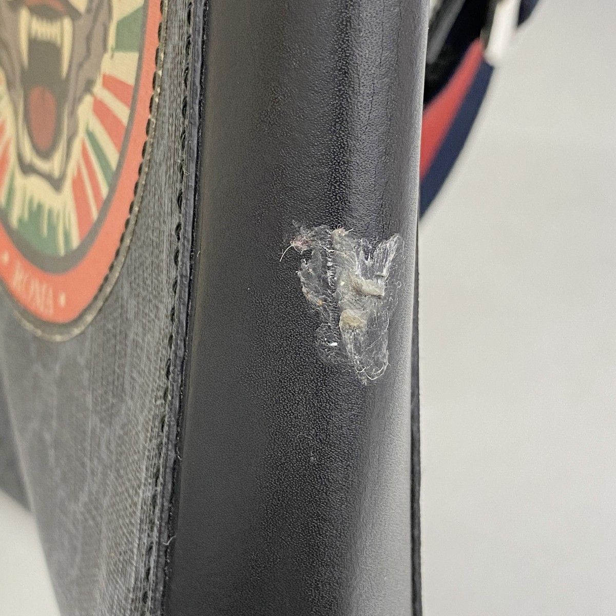 Gucci Shoulder Bag GG Supreme Black Silver — view 6