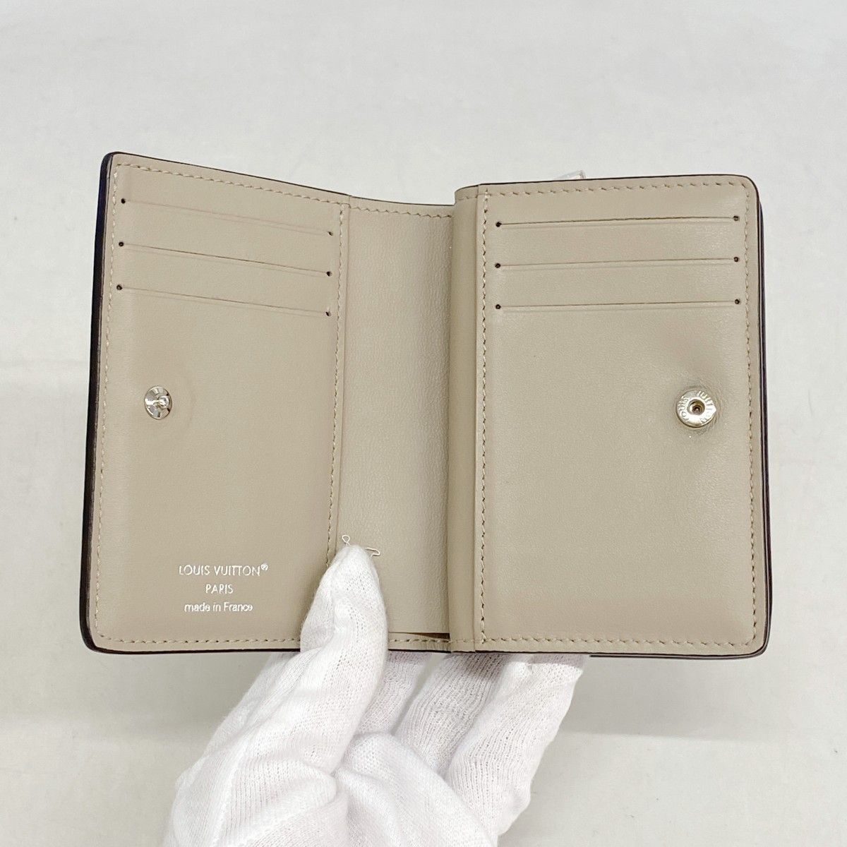 Louis Vuitton Wallet Mahina Portefeuille Clair Galle — view 3