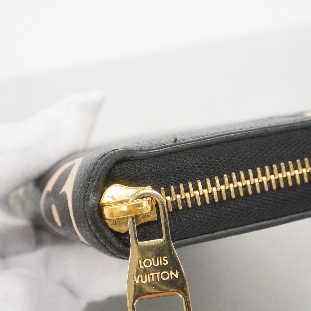 Louis Vuitton Wallet Monogram Empreinte Bicolor Zippy Black Beige — view 8