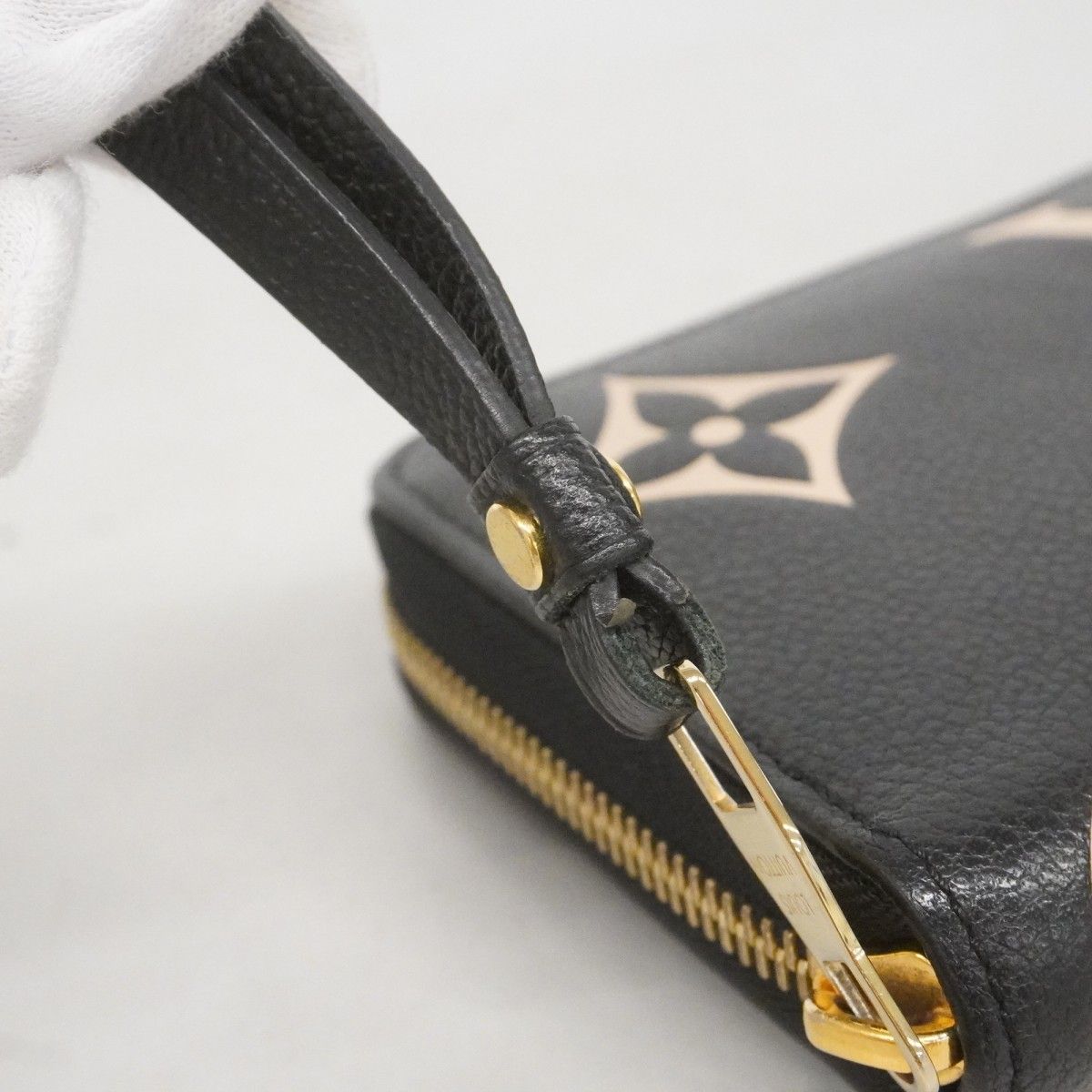 Louis Vuitton Wallet Monogram Empreinte Bicolor Zippy Black Beige — view 6