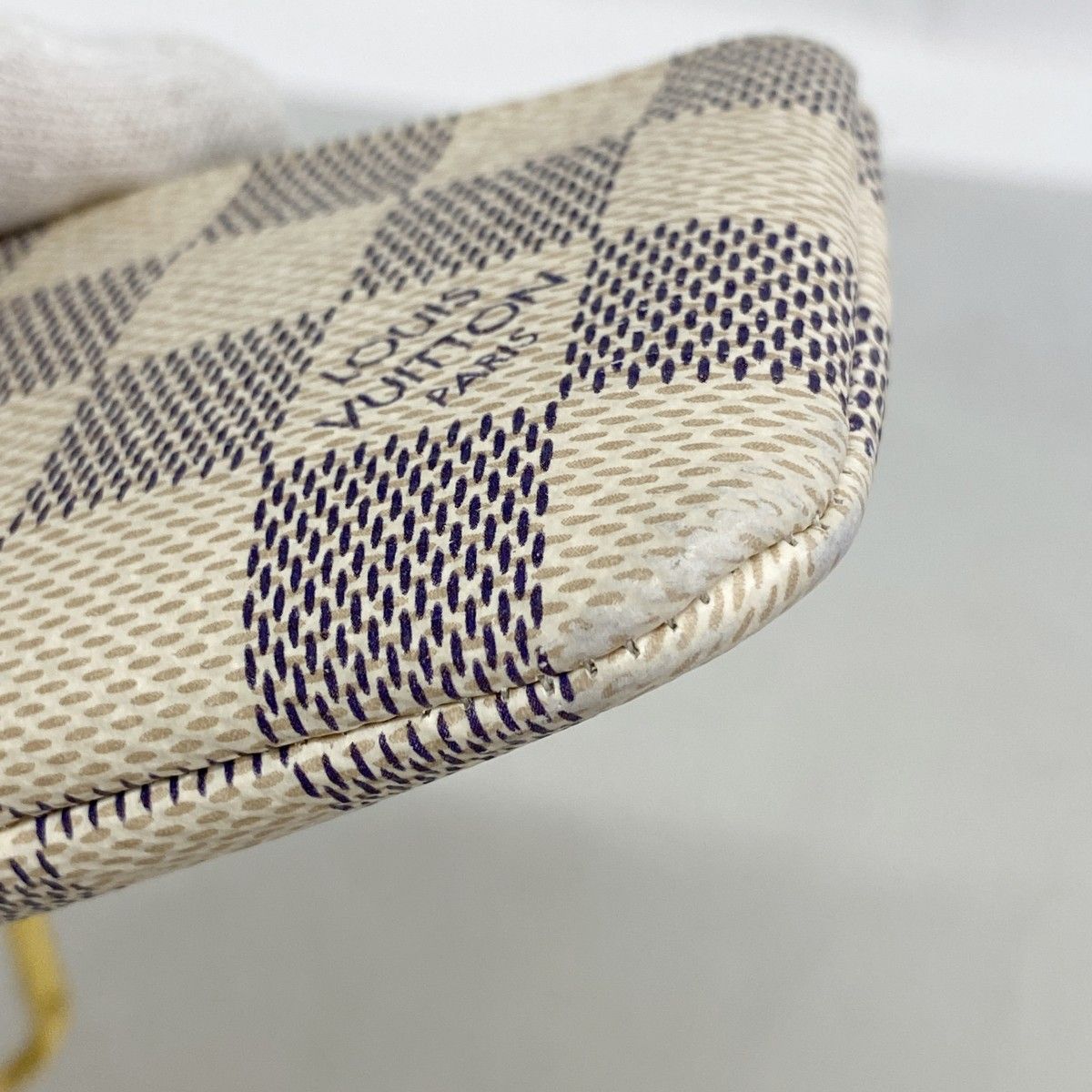 Louis Vuitton Coin Case Damier Azur Pochette Cles White — view 5