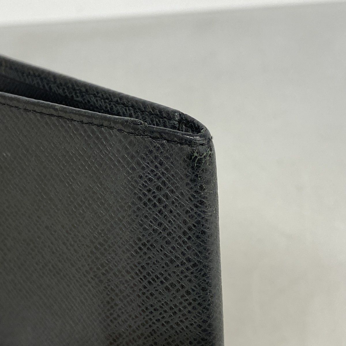 Louis Vuitton Long Bill Holder Taiga Porte-Billets Carte Cles Ardoise Wallet — view 6
