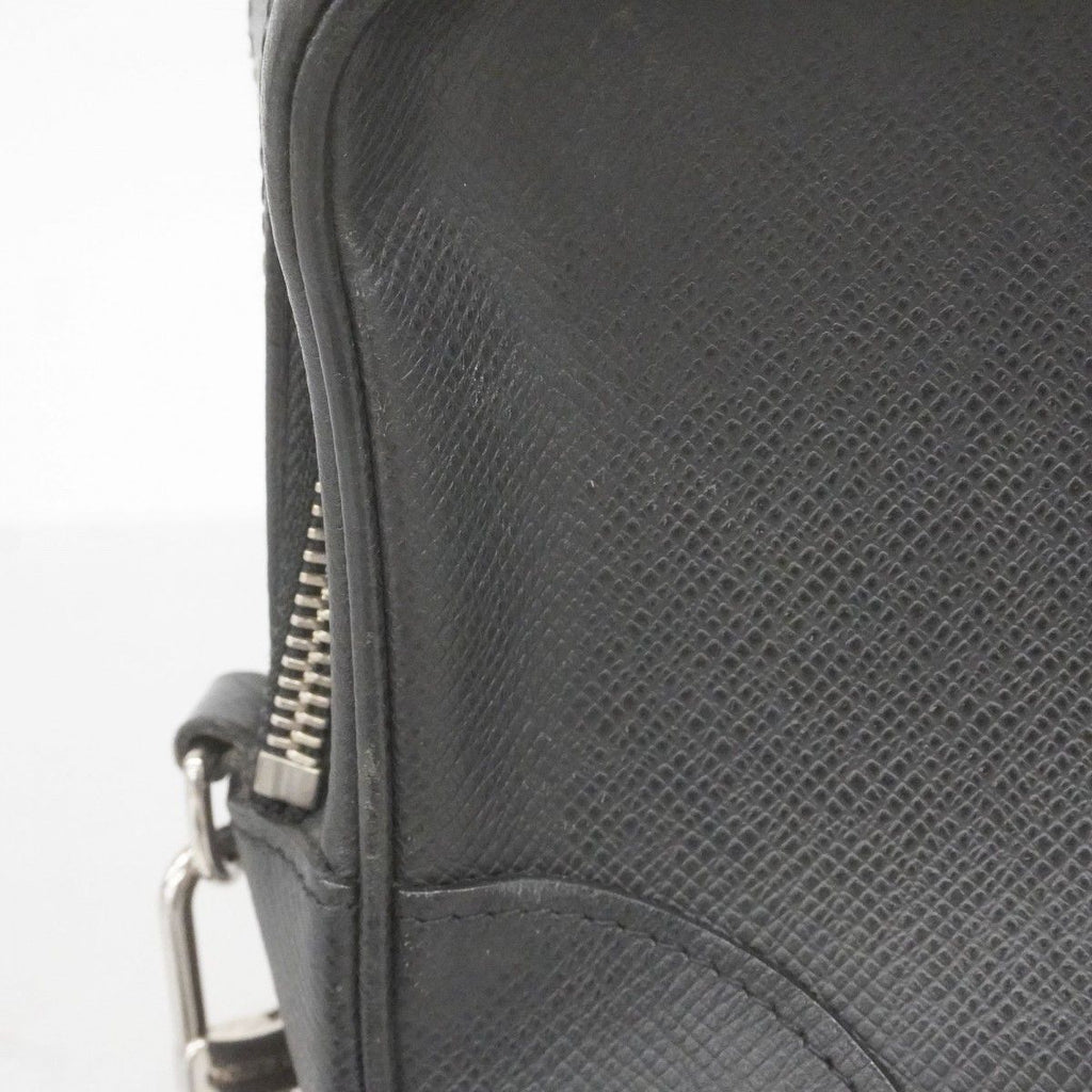 Louis Vuitton Clutch Taiga Pavel Ardoise — view 9