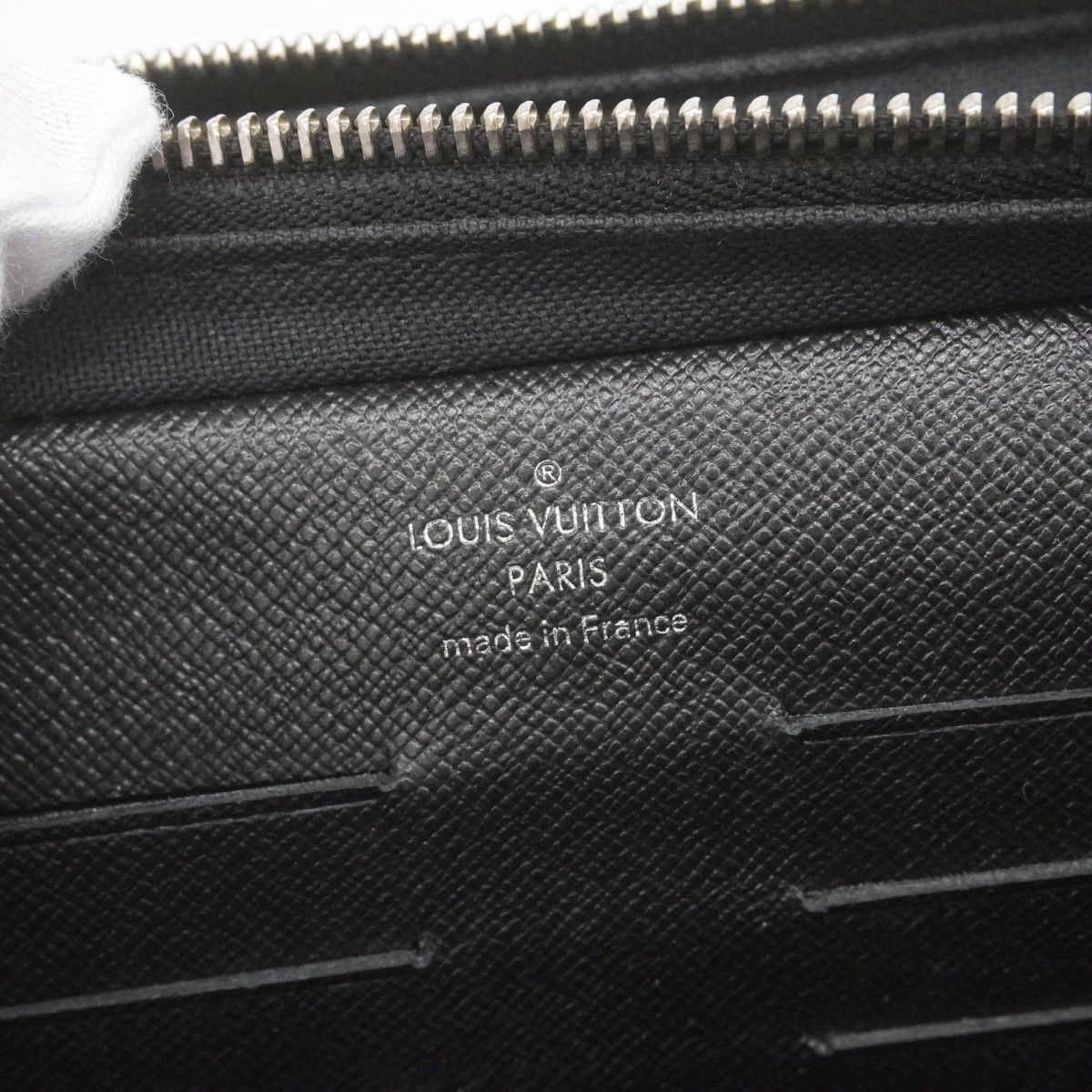 Louis Vuitton Clutch Taiga Pavel Ardoise — view 5