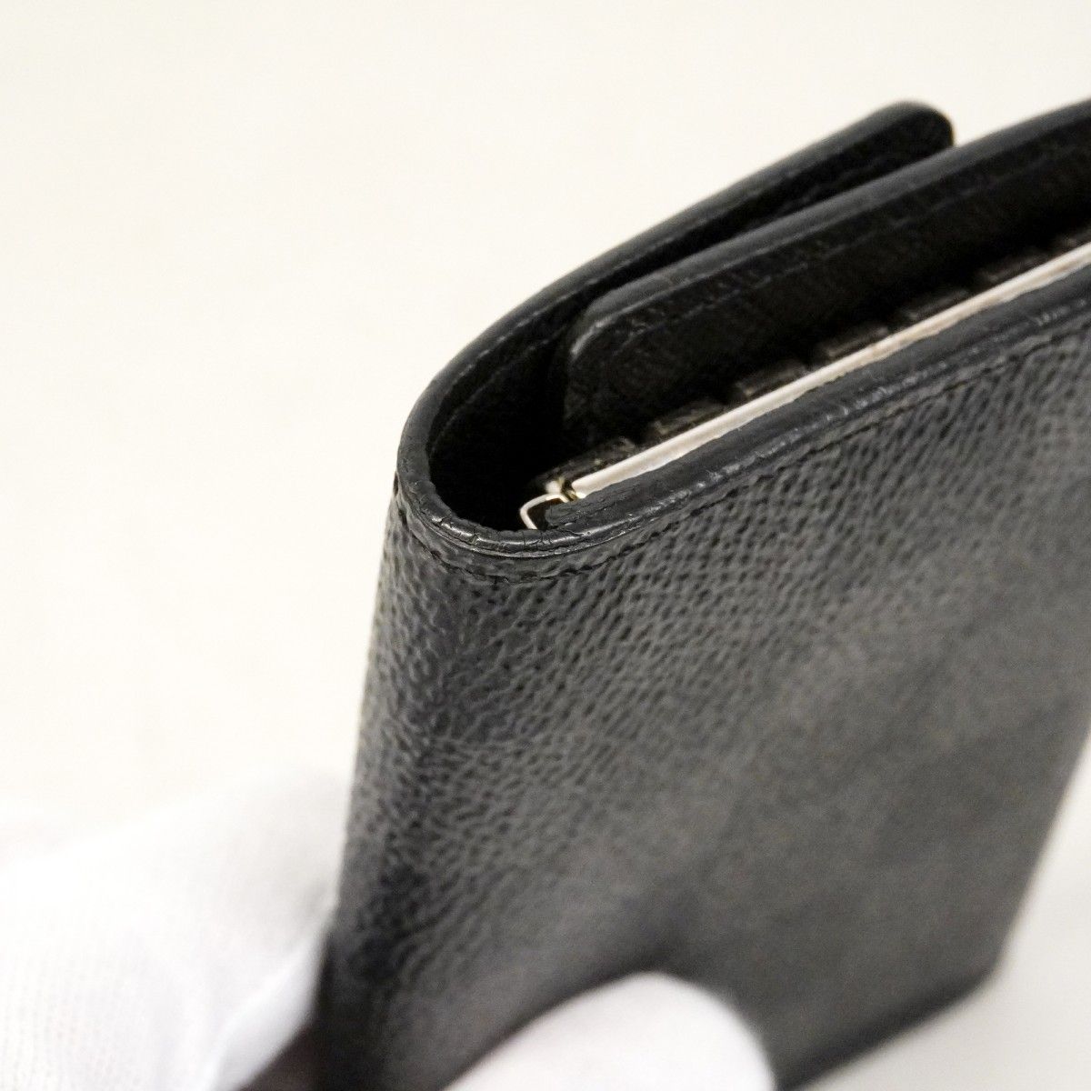 Louis Vuitton Key Case Damier Graphite Multicles 6 Black Gray Key Holder — view 7