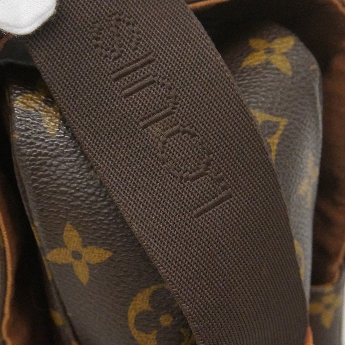 Louis Vuitton Shoulder Bag Monogram Naviglio Brown — view 9